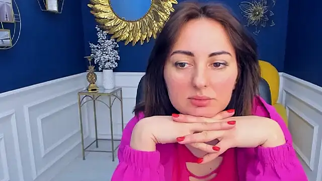 NoraSimons online show from March 2026 06:18:02 AM