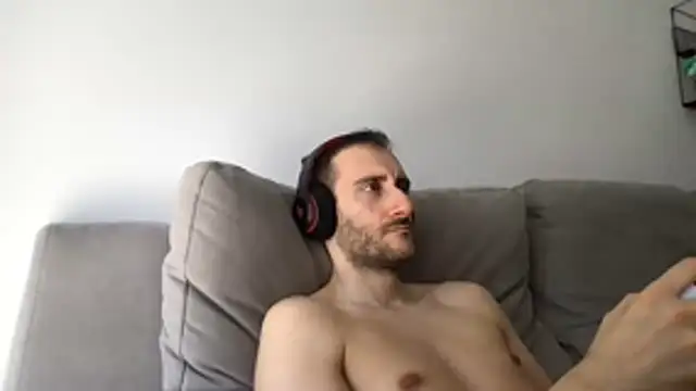 LukaShyGuy online show from May 2026 08:45:01 AM