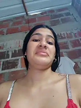 Snapshot of dirty-hot-girl-xxx chatting on December 2025 01:05:01 PM dirty-hot-girl-xxx online show from December 2025 01:05:01 PM