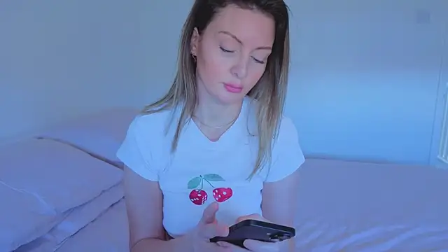 Lovelavender  online show from March 2026 10:51:01 AM