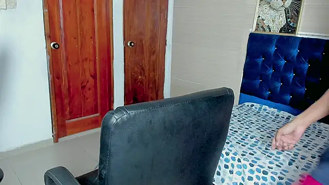 santos desire online show from November 2025 03:19:01 AM