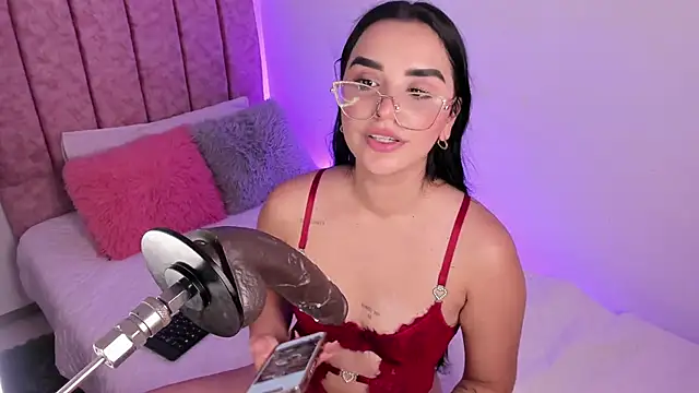 laana foxx online show from May 2026 12:40:02 AM
