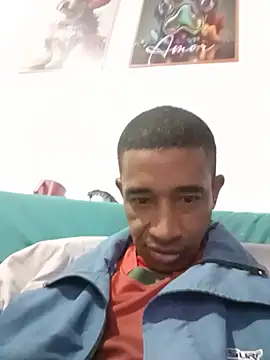 Snapshot of juniordotado87 chatting on June 2026 01:03:01 AM juniordotado87 online show from June 2026 01:03:01 AM