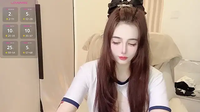 Follyise online show from November 2025 09:06:02 AM