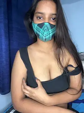 Snapshot of Cute_Marina chatting on November 2025 07:29:02 AM Cute Marina online show from November 2025 07:29:02 AM