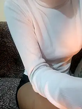 Snapshot of Fuck_me_babyy chatting on November 2025 03:39:01 AM Fuck me babyy online show from November 2025 03:39:01 AM