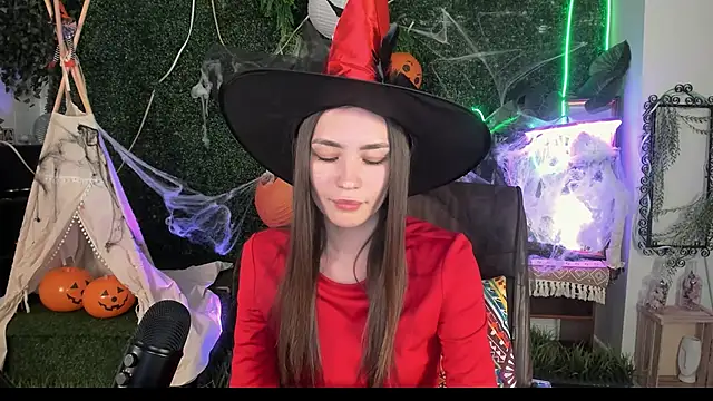 lollyrais online show from October 2025 01:45:02 PM