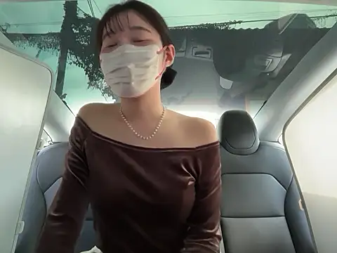 karenchaaan online show from October 2025 01:30:01 AM