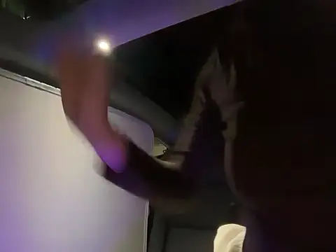 karenchaaan online show from November 2025 09:31:01 AM