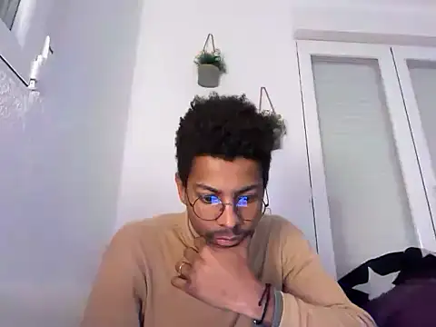 Albert Madrid online show from January 2026 05:43:01 AM