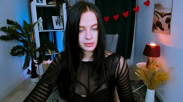 Snapshot of AriaThorn chatting on February 2026 03:57:01 PM AriaThorn online show from February 2026 03:57:01 PM