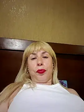 SelinaLovqx online show from July 2026 06:34:02 PM