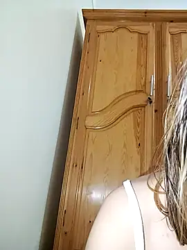 Snapshot of indilasixeey chatting on November 2025 09:03:02 PM indilasixeey online show from November 2025 09:03:02 PM