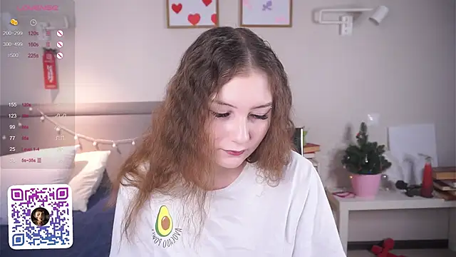 Snapshot of MegganKinson chatting on March 2026 05:58:02 AM MegganKinson online show from March 2026 05:58:02 AM