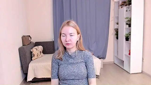 Snapshot of CathyHeximer chatting on November 2025 07:17:01 AM CathyHeximer online show from November 2025 07:17:01 AM