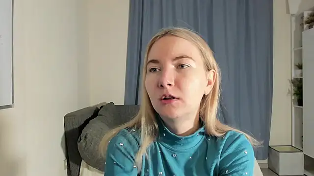 Snapshot of CathyHeximer chatting on November 2025 07:09:01 AM CathyHeximer online show from November 2025 07:09:01 AM