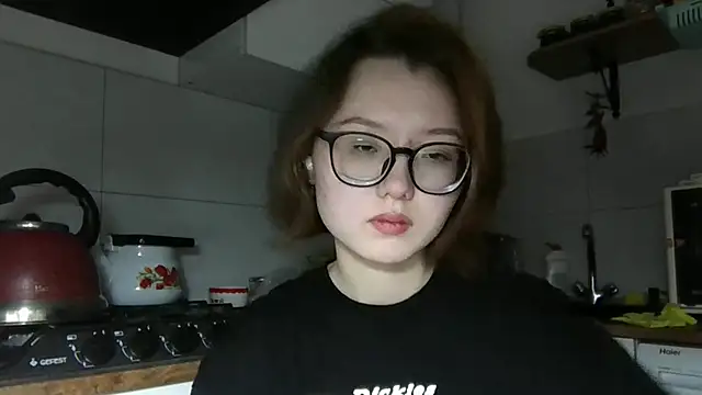 Snapshot of LilysTaylor chatting on November 2025 04:09:01 PM LilysTaylor online show from November 2025 04:09:01 PM