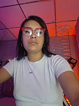 Roxanne Han online show from February 2026 11:44:02 AM