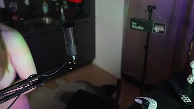 Snapshot of elliepixie chatting on January 2026 10:41:02 AM elliepixie online show from January 2026 10:41:02 AM