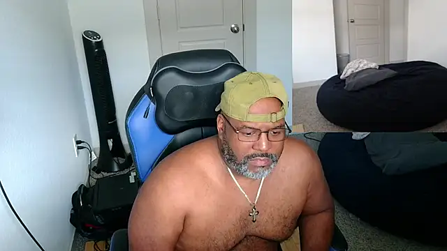 SplendaDaddy50 online show from October 2025 05:20:02 PM