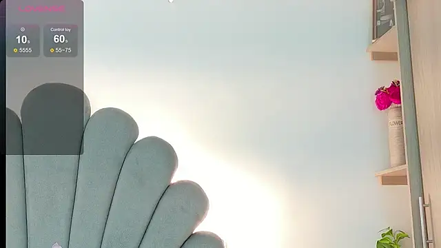 Snapshot of AbbyHank2 chatting on November 2025 06:06:02 PM AbbyHank2 online show from November 2025 06:06:02 PM