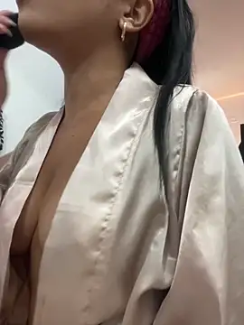 Snapshot of AbbyHank2 chatting on November 2025 03:13:02 PM AbbyHank2 online show from November 2025 03:13:02 PM