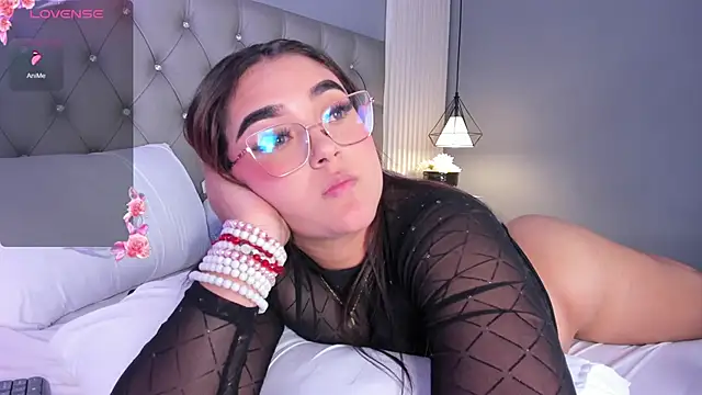 Anasha21 online show from April 2026 07:45:01 AM