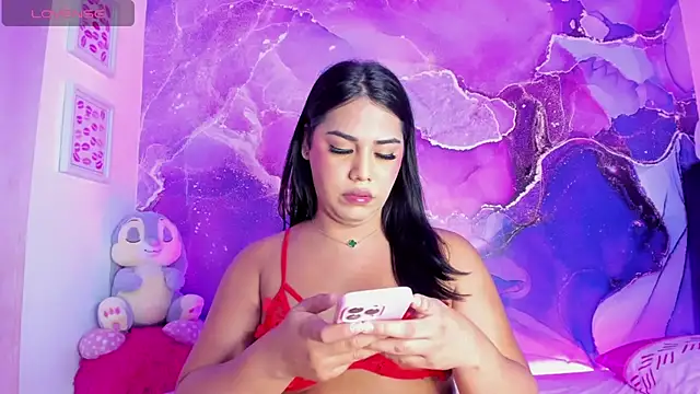 Snapshot of mishelbubble chatting on November 2025 03:56:02 PM mishelbubble online show from November 2025 03:56:02 PM