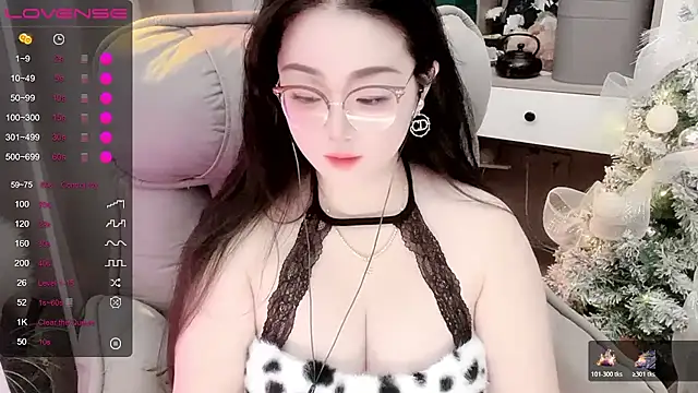 Snapshot of Monica-666888- chatting on November 2025 07:25:01 PM Monica-666888- online show from November 2025 07:25:01 PM