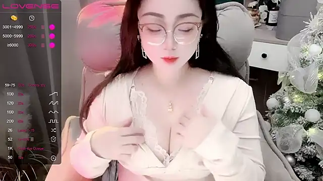 Snapshot of Monica-666888- chatting on December 2025 07:40:02 PM Monica-666888- online show from December 2025 07:40:02 PM