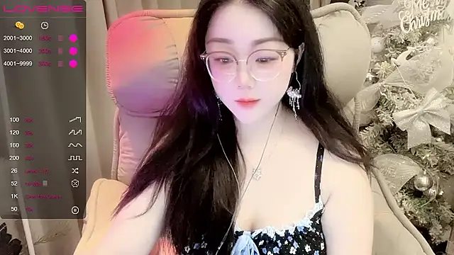 Snapshot of Monica-666888- chatting on July 2026 03:51:02 PM Monica-666888- online show from July 2026 03:51:02 PM