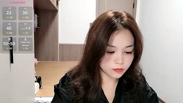 Ella-61 online show from October 2025 07:05:02 AM