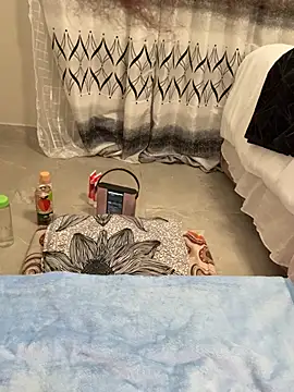 Nicole bash online show from February 2026 12:42:02 PM