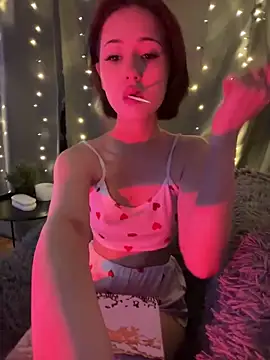 Snapshot of RimaLins chatting on December 2025 05:07:02 PM RimaLins online show from December 2025 05:07:02 PM