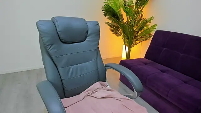 Snapshot of Arya_Anna chatting on January 2026 06:17:01 AM Arya Anna online show from January 2026 06:17:01 AM