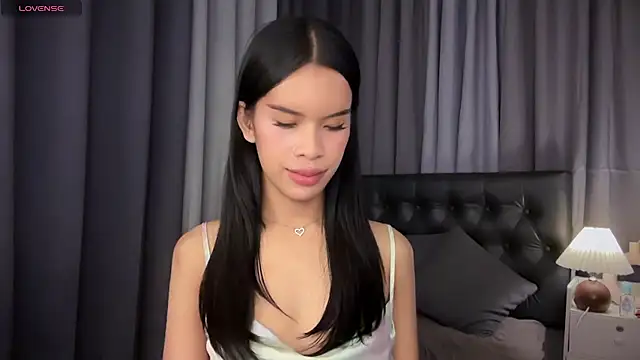 Snapshot of Candicemeow chatting on June 2026 05:24:02 PM Candicemeow online show from June 2026 05:24:02 PM