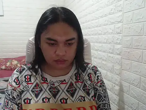 EmpressArci online show from October 2025 12:28:01 PM