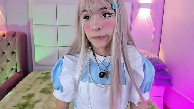 Damiian20  online show from March 2026 01:17:01 PM