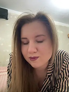 AleksiyaHot online show from May 2026 07:02:02 AM