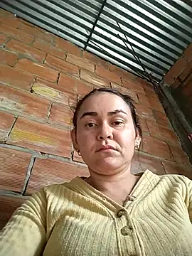 adria0011 online show from November 2025 03:46:01 PM