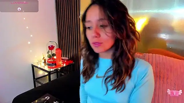 LunaaMorena online show from December 2025 02:32:02 PM