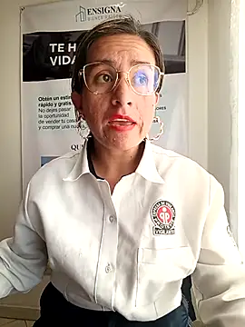 Valentina--1 online show from May 2026 10:28:01 PM