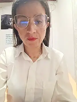 Valentina--1 online show from May 2026 09:59:02 AM