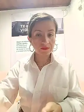 Valentina--1 online show from May 2026 10:01:02 AM