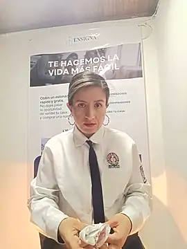 Valentina--1 online show from May 2026 10:13:01 AM
