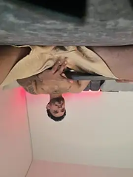 AUSTINN TORRES online show from March 2026 01:00:02 AM