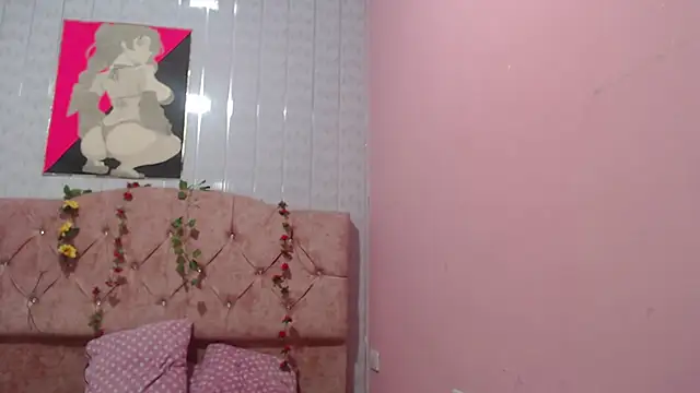 Snapshot of Victoria_Alvarez chatting on November 2025 02:12:01 AM Victoria Alvarez online show from November 2025 02:12:01 AM