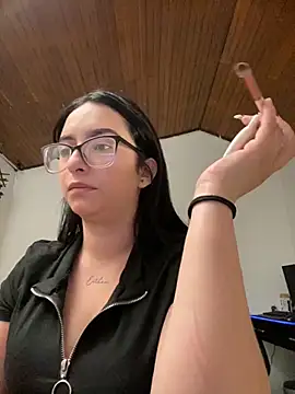 Snapshot of Kloe_Novoa chatting on November 2025 12:49:01 PM Kloe Novoa online show from November 2025 12:49:01 PM