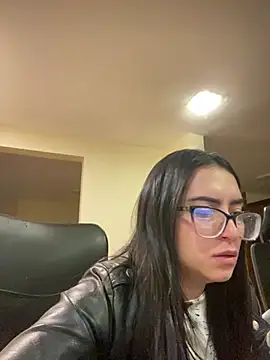 Kloe Novoa online show from April 2026 11:04:02 AM