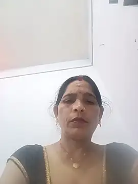 Snapshot of Indiangueen chatting on November 2025 07:49:02 PM Indiangueen online show from November 2025 07:49:02 PM